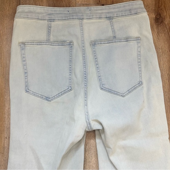 Free People Jeans Youthquake Crop Flare Jeans Pants Bleach Out Blue Size 26 - Picture 9 of 15